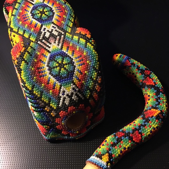 HUICHOL native art Jalisco Mexico signed sculpture - Picture 7 of 14